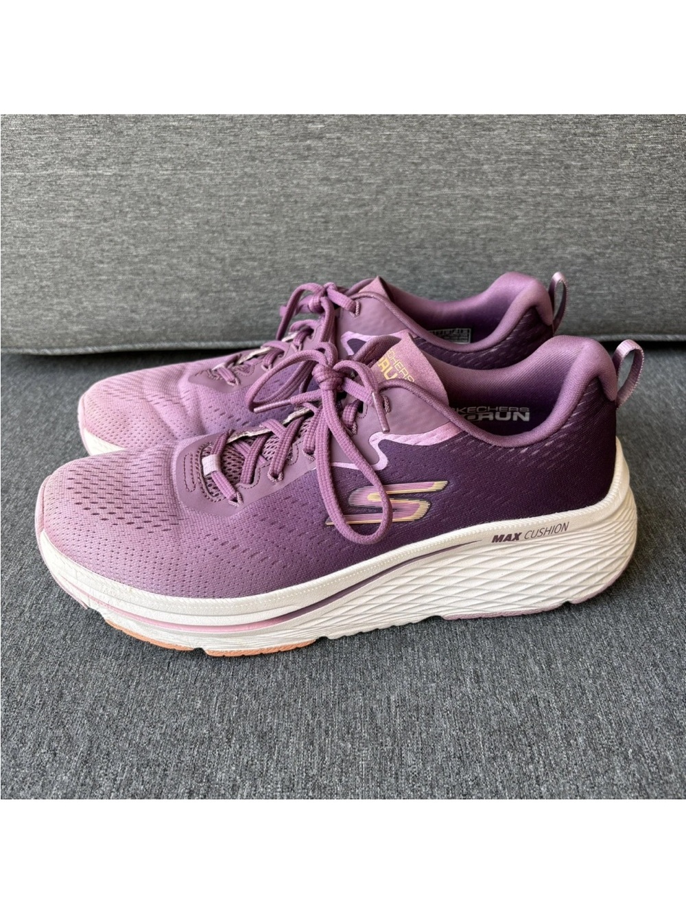 Skechers Go Run Max Cushioning Sneakers Purple Fade Mauve MVE Women’s Size 10